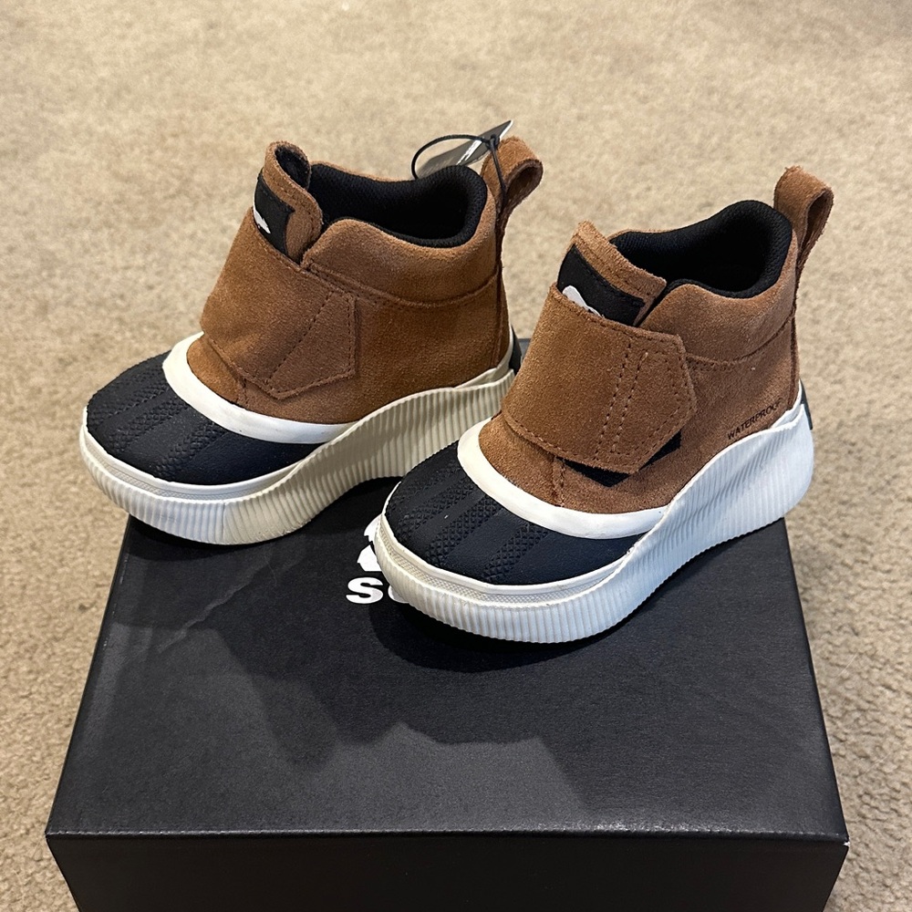 Sorel Kids Out N About boot